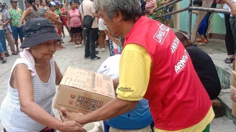 1.6K Food Packs Released To Samar Families Hit By Egay