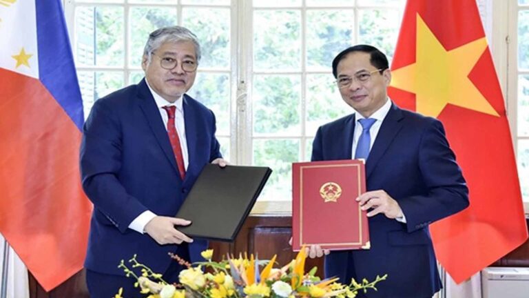 Vietnam, PH To Advance Maritime Cooperation, Handle Sea Issues