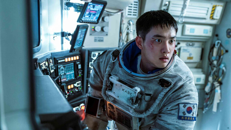 Director Kim Yong-Hwa Presents  A Thrilling Space Survival Drama In “The Moon”