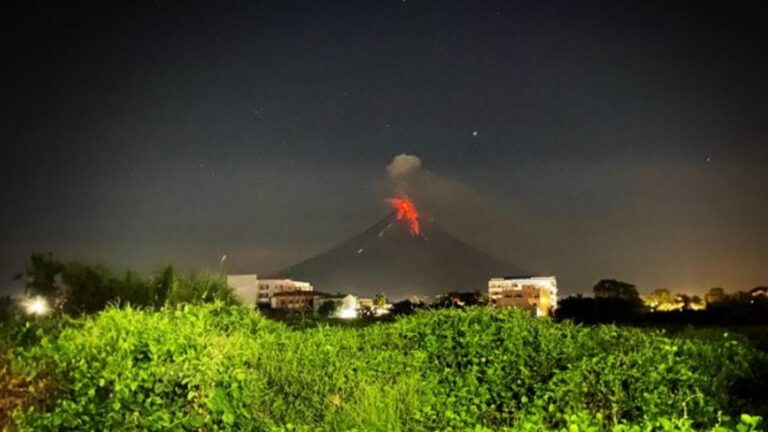 Japan Donates 300 MT Of Rice To Locals Affected By Mayon’s Unrest