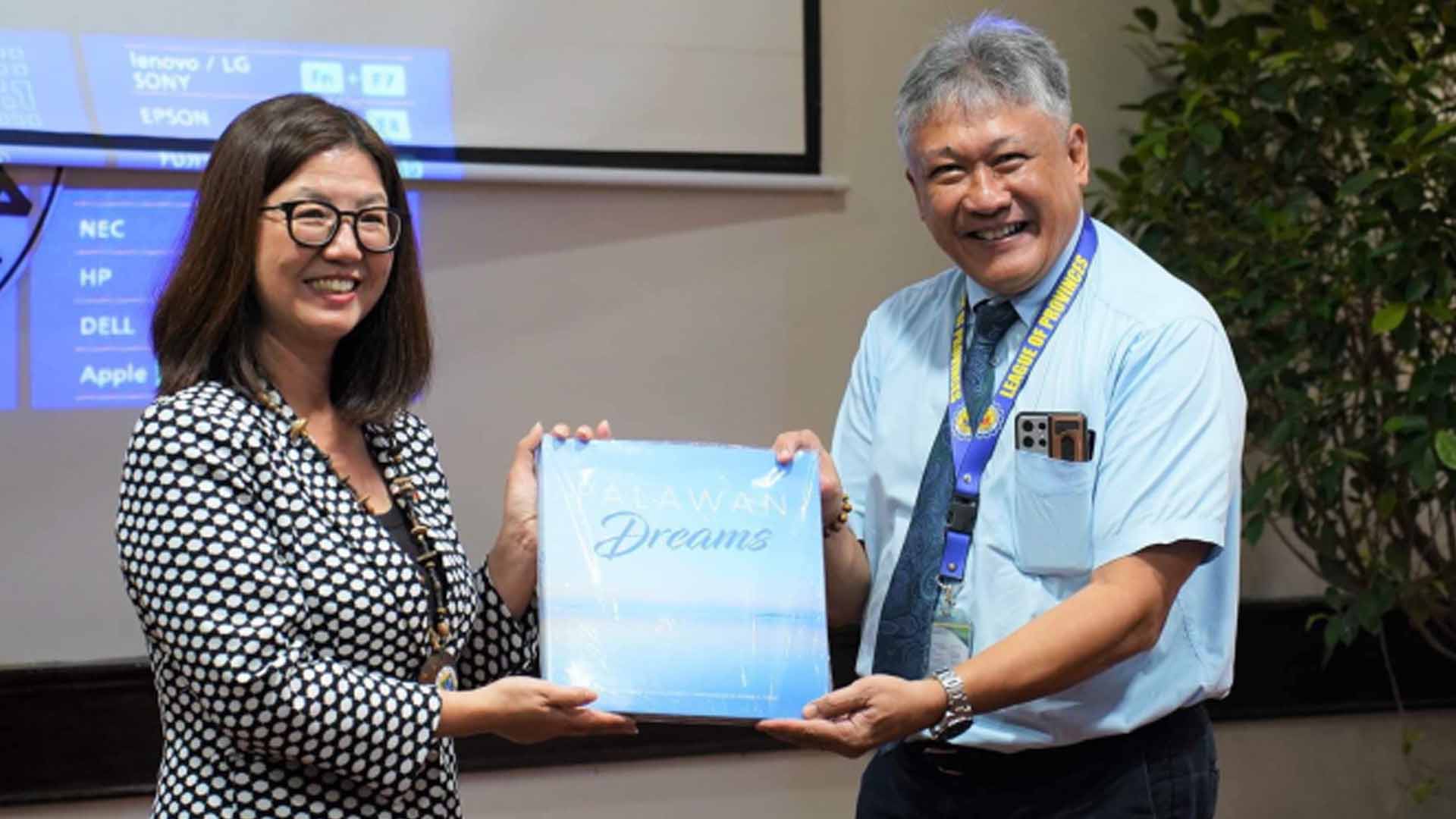 Australian Envoy, Palawan Governor Discuss Biz, Maritime Security