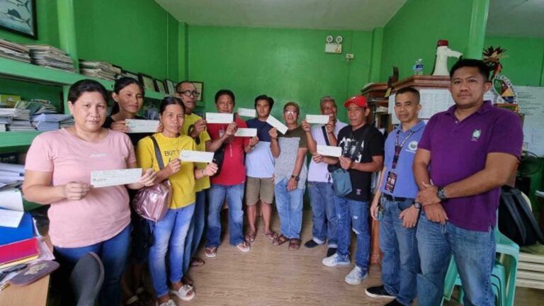ASF-Hit Farmers In Antique Get PHP227 Thousand Insurance Claim