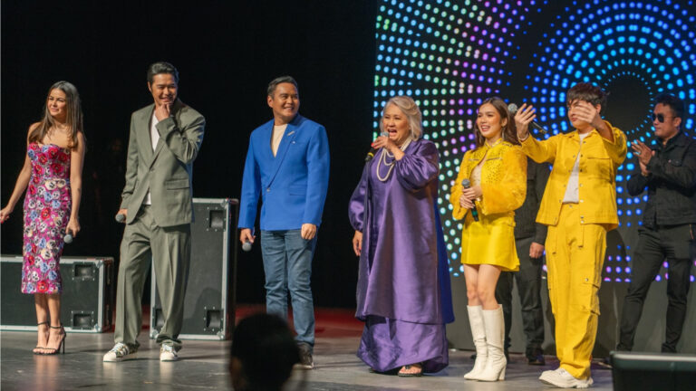 “Dirty Linen” Goes To America, Meeting Fans