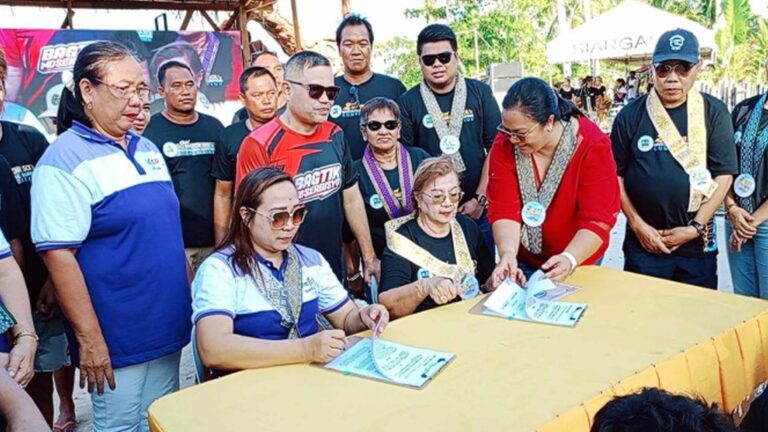 Alternative Education Opens For Surfers In Siargao Island Town