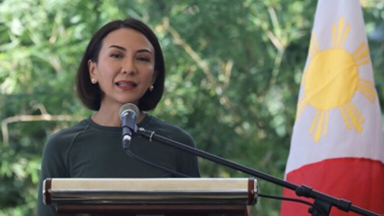3.87 Million Foreign Tourist Arrivals Near PH Full-Year Target