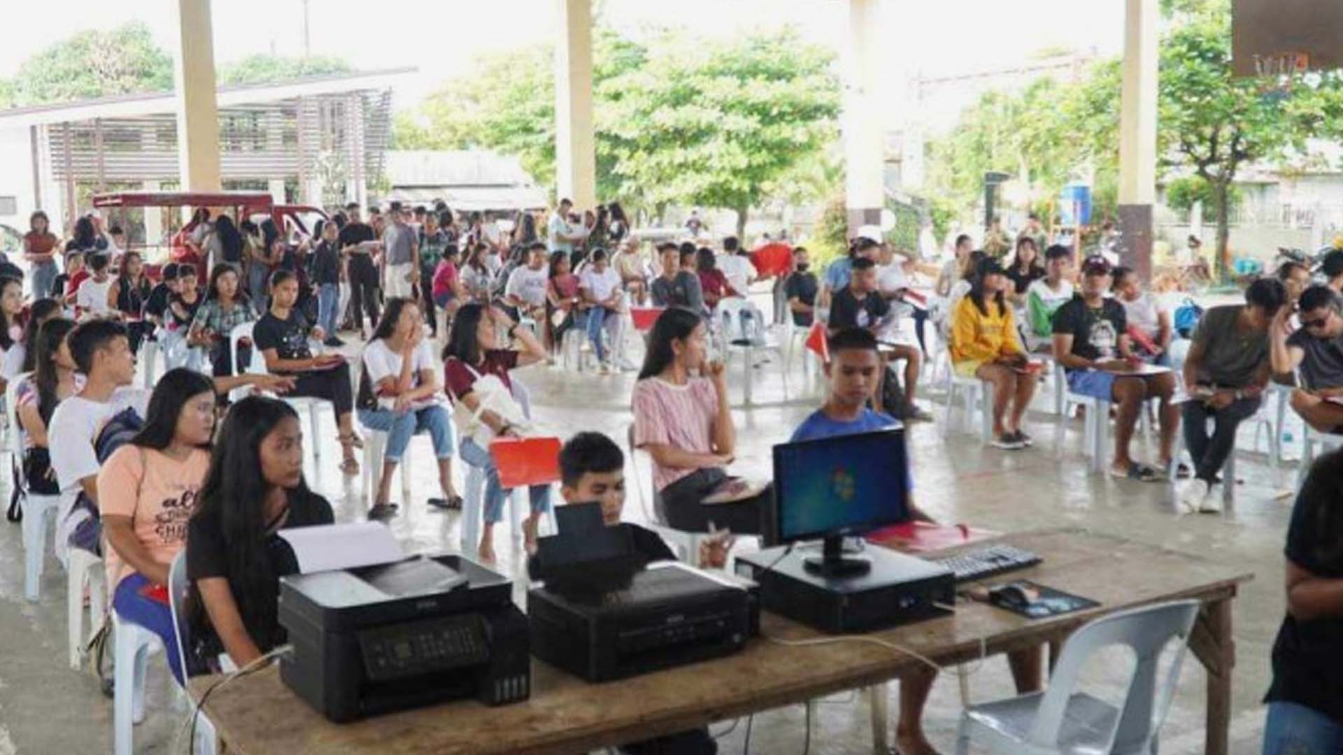 6K Poor College Students In Antique Apply For Educational Aid