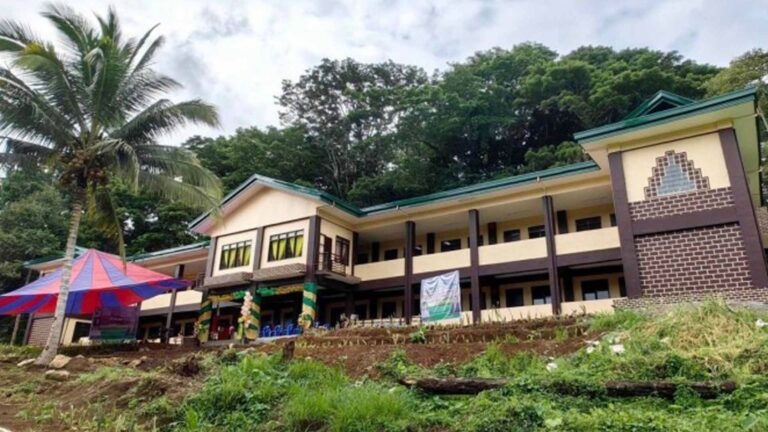 BARMM Gives PHP18 Million Building To Agricultural School