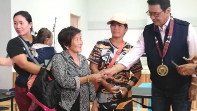 533 Baguio Residents Get Assistance From Senator Lapid, DSWD