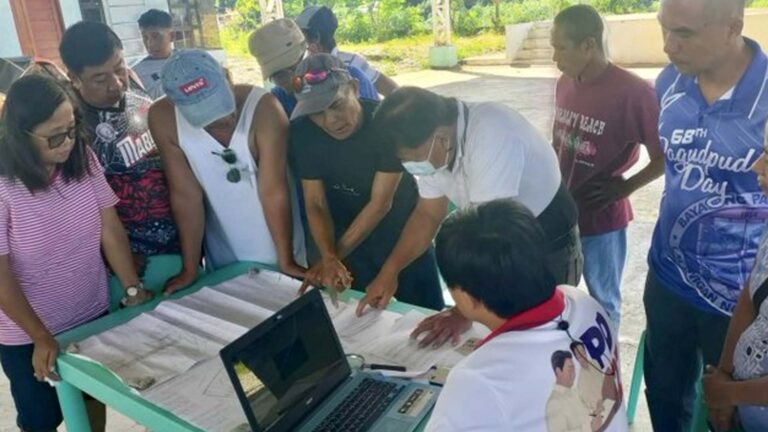 DAR Rolls Out Mobile Debt Condonation Desk In Ilocos Norte