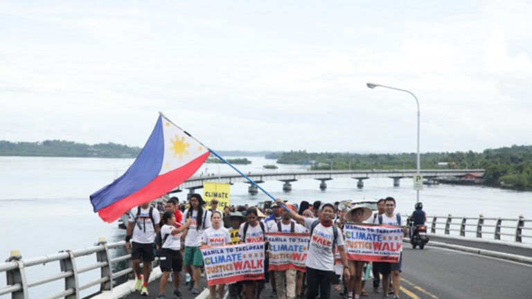 1,000-KM Walk Calls For Stronger Environmental Protection