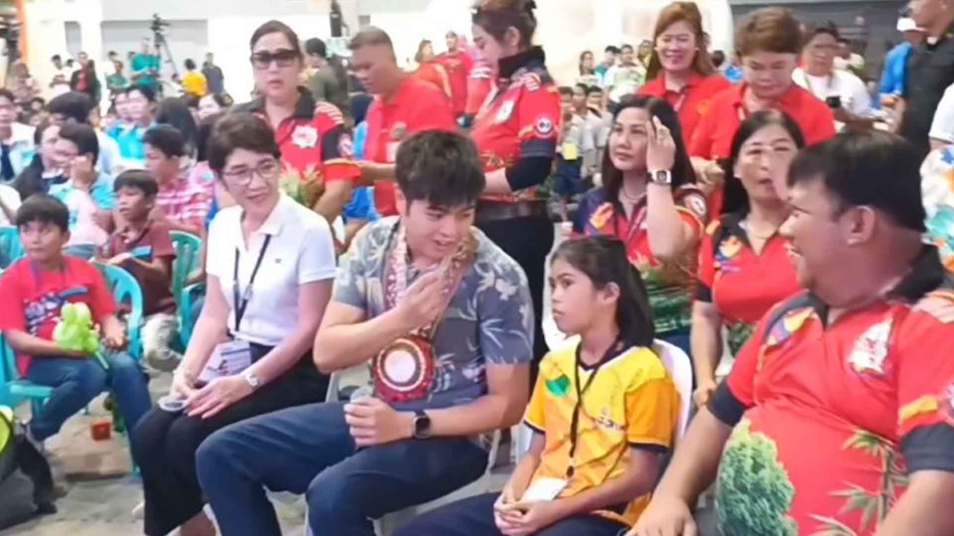 470 Cebu Kids Get Early Christmas Gifts From Office Of The President