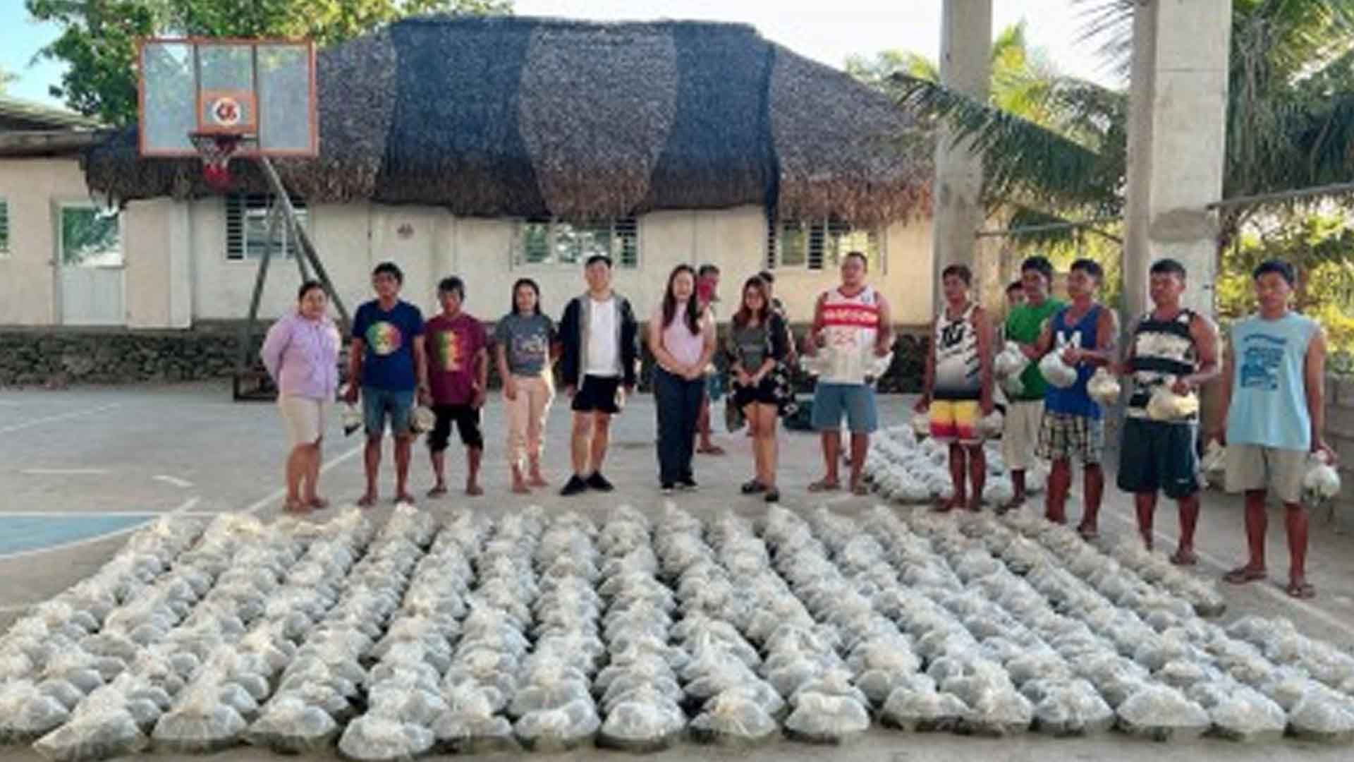 BFAR-Ilocos Distributes Malaga Fingerlings To Fish Cage Operators