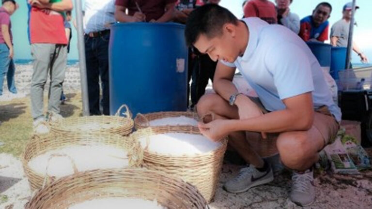 Solar Technology Boosts Salt Production In Ilocos Norte Village