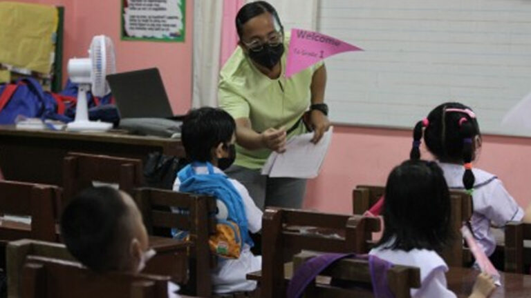 Teachers’ Supplies Allowance Up To PHP10 Thousand Gets House Nod