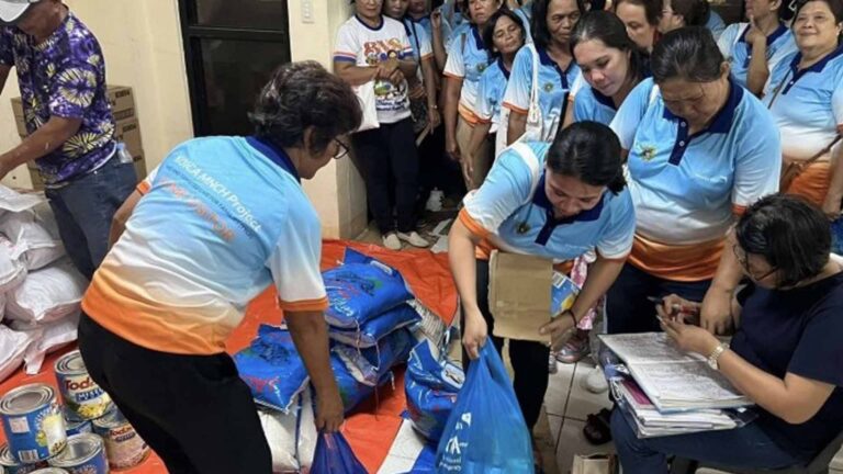 NGOs Extend Aid To Northern Samar Village Workers