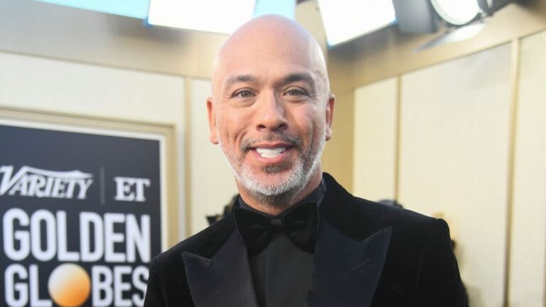 Fil-Am Comedian Jo Koy Makes History In Hosting Global Globes