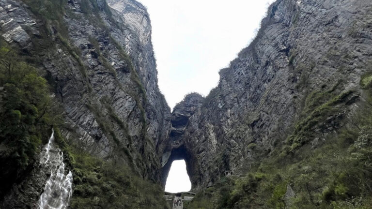 Bucket List: Avatar Mountain, Heaven’s Gate in Zhangjiajie, China