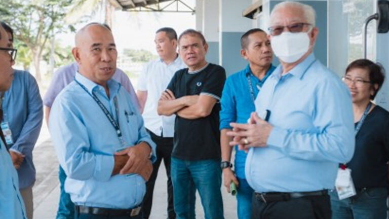 Batangas Leadership Studying Operations Of Various Fish Ports
