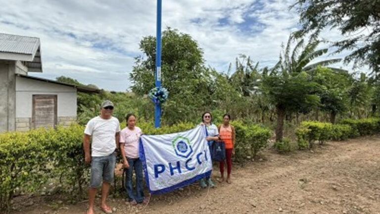 Coop Donates PHP500 Thousand Solar Lamp Posts To Poor Communities