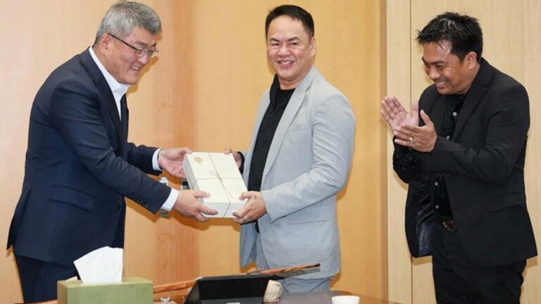 Dinagat Governor In South Korea To Secure Deployment Of Workers