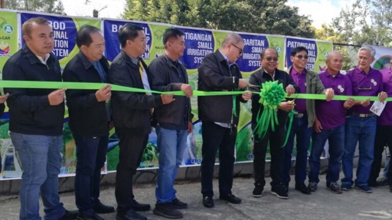 Department Of Agriculture Turns Over PHP115 Million Aid To Farmers, Fisherfolk