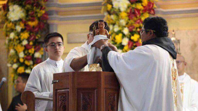 Cebuanos Participate In ‘Hubo’ To Conclude Fiesta Señor 2024