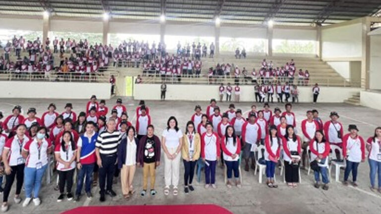 Residents In Agusan Del Norte Villages Get PHP1.3 Million TUPAD Pay