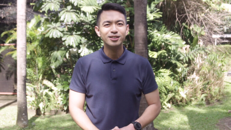 Migs Bustos Visits Famous Food Haven In UP Diliman