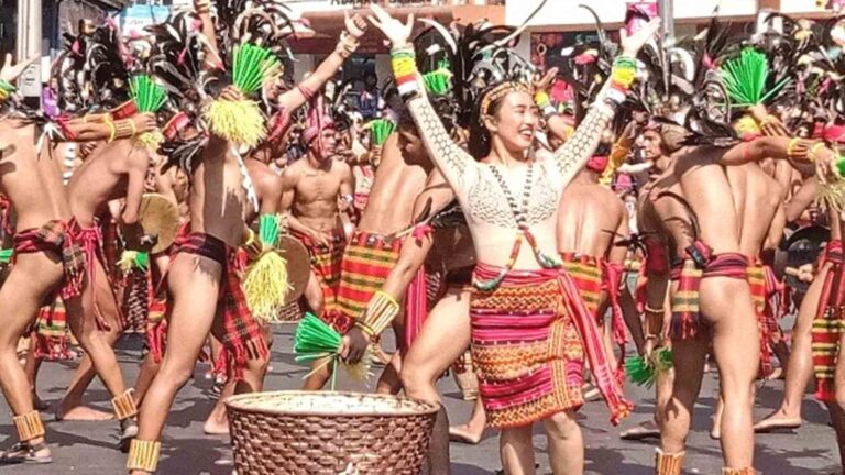 Persons With Autism Test Photography Skills Documenting Panagbenga