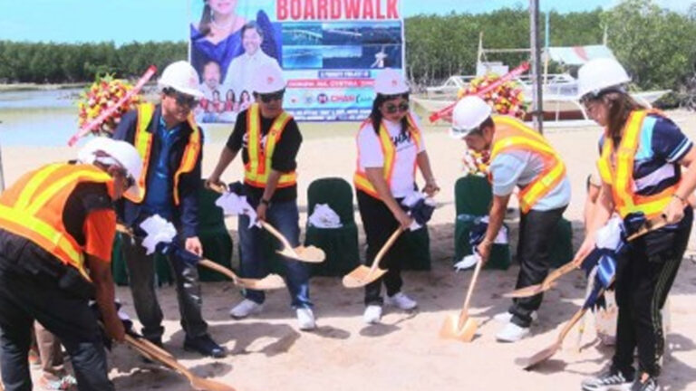 Lapu-Lapu Boardwalk Opens Viewing Deck For Migratory Birds Watching