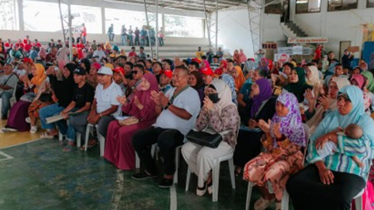 Over PHP5.4 Million Government Aid Distributed To Muslim Communities In Davao Del Norte