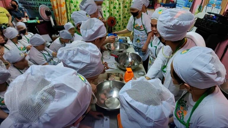 Female Inmates In Iloilo City Learn Bread Making, Financial Literacy