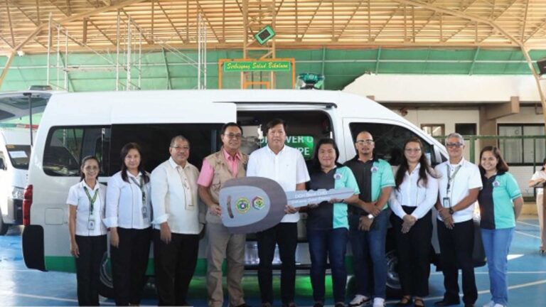 Department Of Health Distributes 14 Ambulances To 5 Bicol Provinces