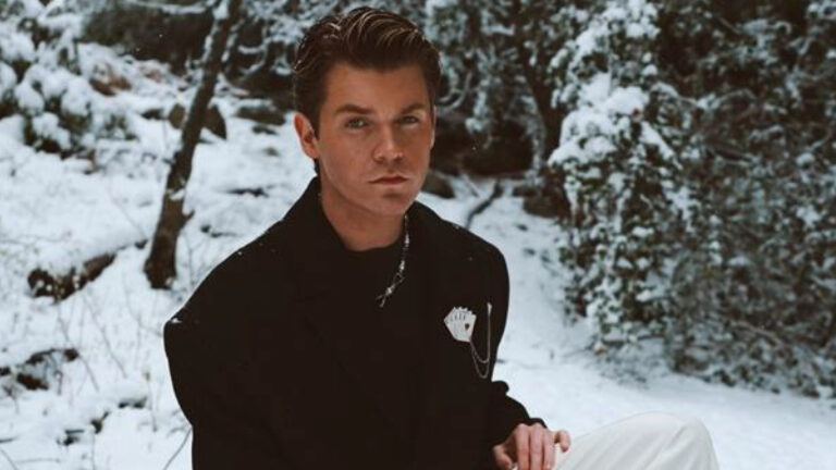 Jamie Miller Unveils Heartbreaking New Single ‘In The Cards’