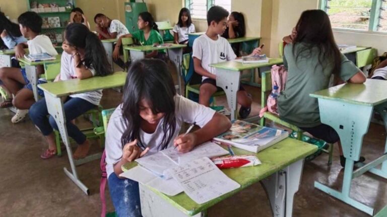 Upland Learners In Leyte Keep Their Cool In Extreme Heat