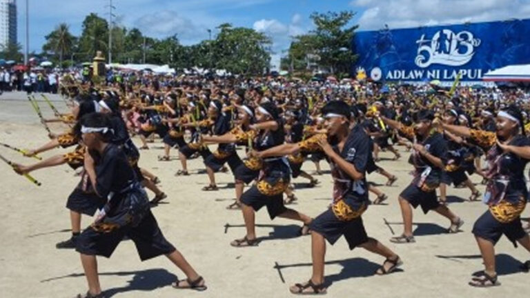 Young Arnis Practitioners Reenact Lapulapu Victory In Mactan