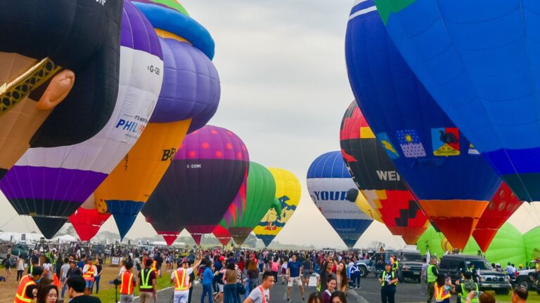 Hot Air Balloon Festival Lands In Legazpi, Albay