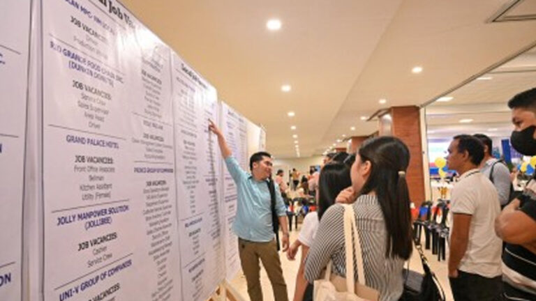 419 Instantly Hired During Labor Day Job Fairs In Caraga