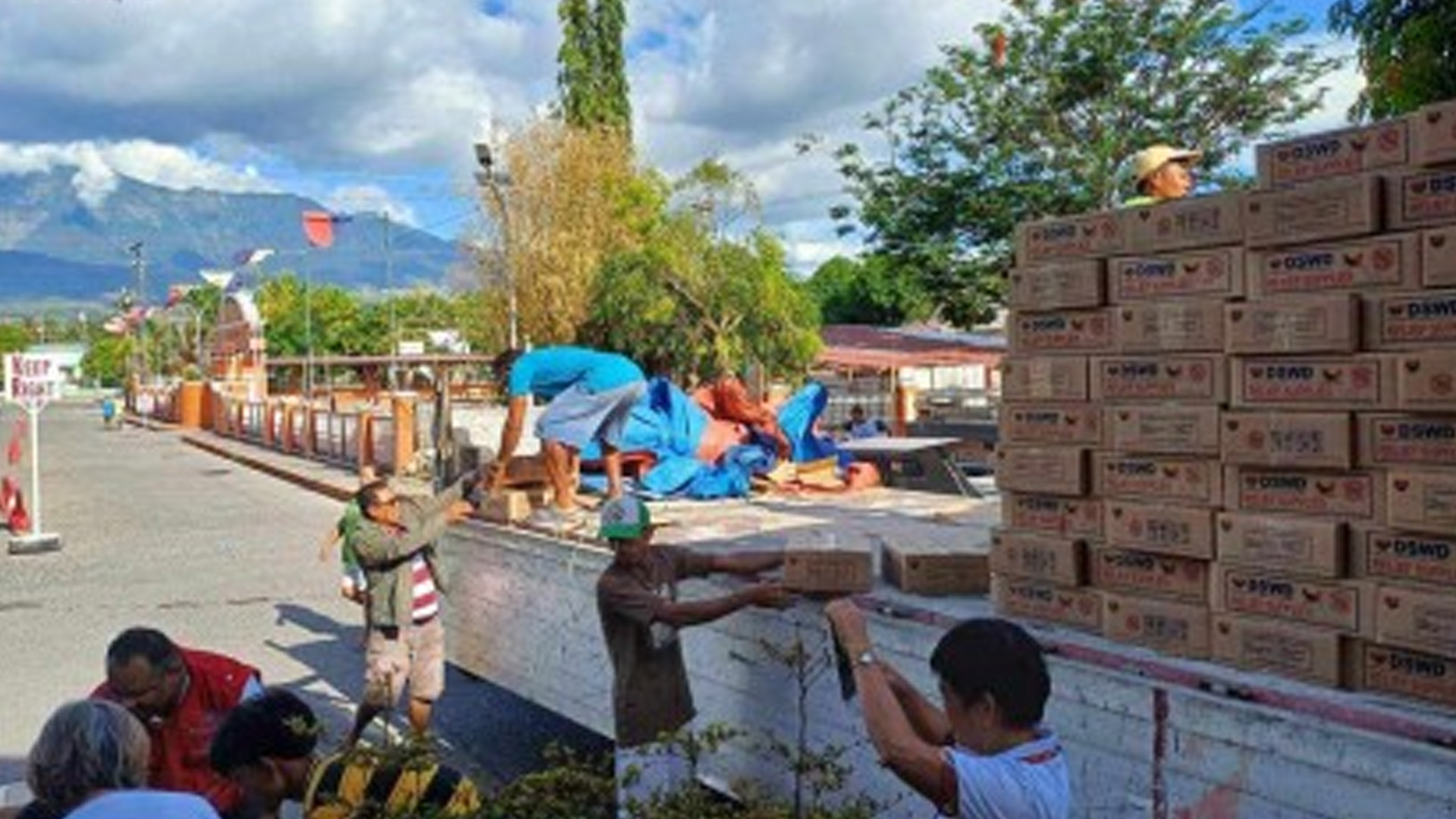 Antique Receives PHP17.8 Million Food Aid For El Niño Hit Families