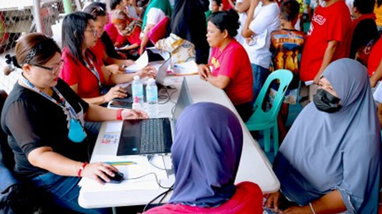 DBM Approves 4K Contractual Jobs In DSWD For 4Ps Implementation