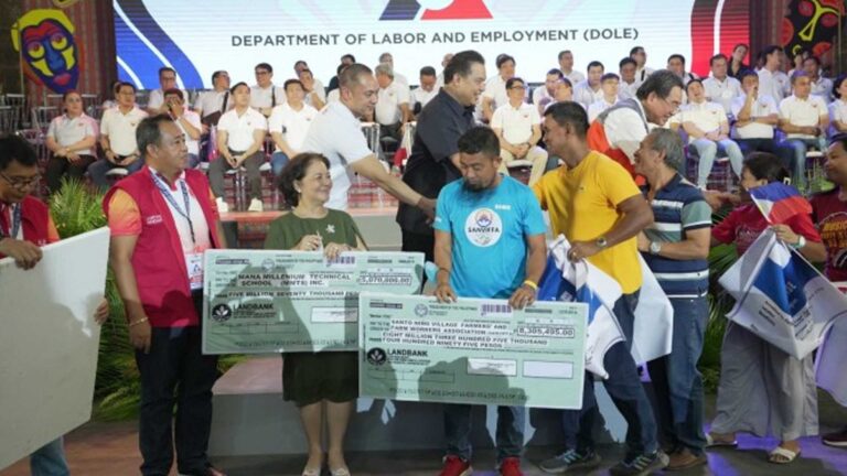 Serbisyo Fair Pours PHP286 Million In Gov’t Services, Aid To 30K Cagayan De Oro Residents