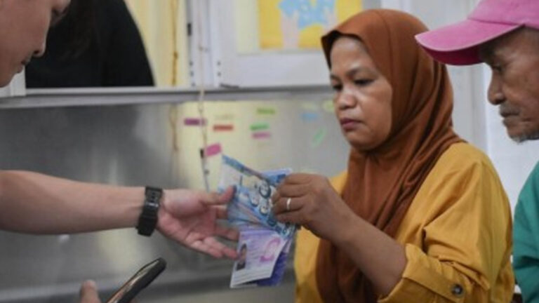 175 Former OFWs Get Aid From BARMM Labor Ministry