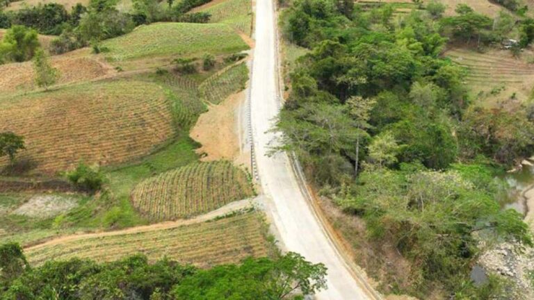 New Roads Improve Travel Access Between 2 Negros Provinces