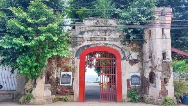 Centuries-Old Tunnel Found Under Puerto Princesa’s Plaza Cuartel