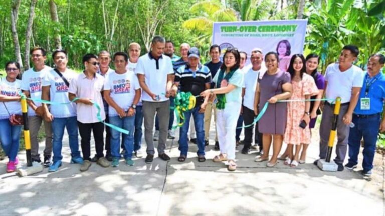 North Cotabato Provincial Government Turns Over PHP29.6 Million Road Projects