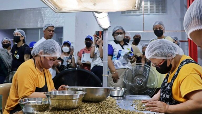 World Bank Gives High Marks To Cavite Coffee Project