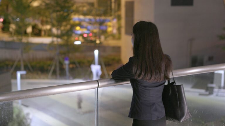 6 Ways To Relax After A Work Day