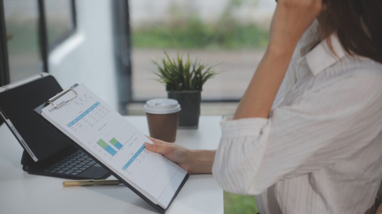 8 Ways To Handle A Coworker Who Takes Credit For Your Work
