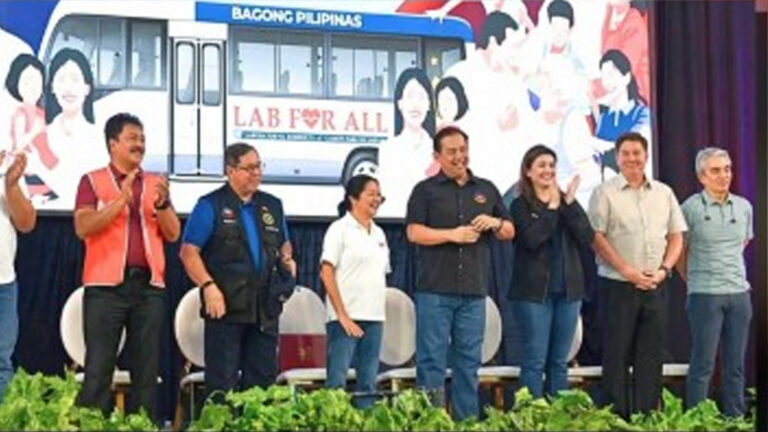 2K Tacloban Residents Avail Services From First Lady’s ‘Lab for All’
