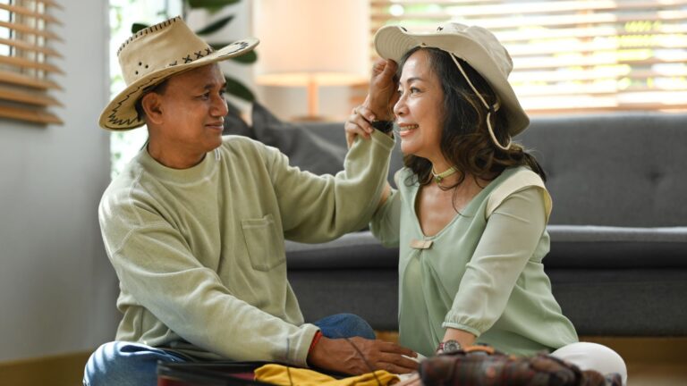 7 Traditional Filipino Courtship Practices To Revive